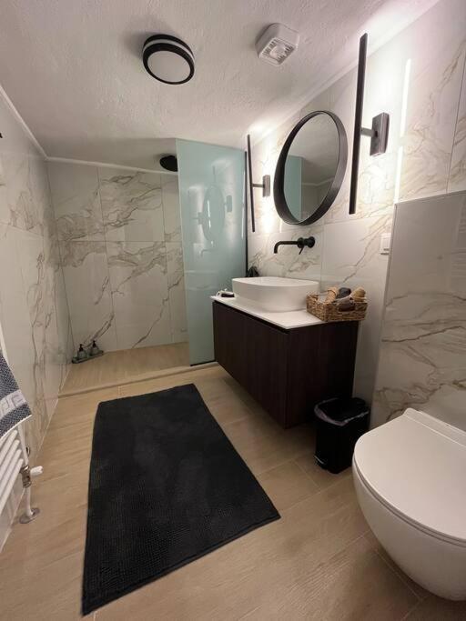 K&m 40 Ekklision A' Apartment