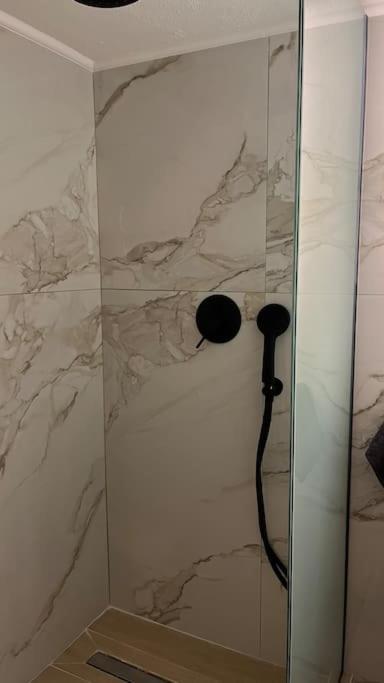 K&m 40 Ekklision A' Apartmán *